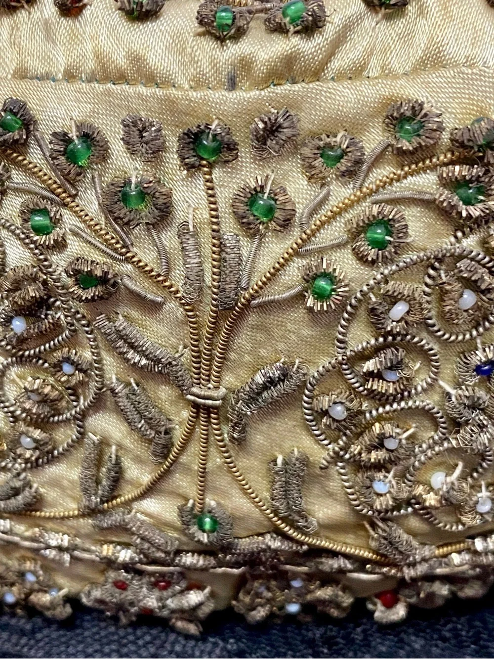 VTG Antique Zardozi Embroidered Pillbox Hat Gold Metallic Bead Nawabi Topi Cap - Picture 5 of 7